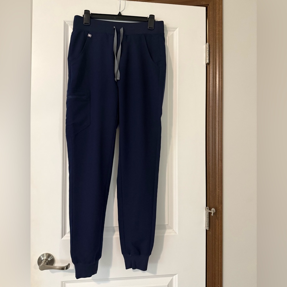 FIGS Zamora Jogger Scrubs